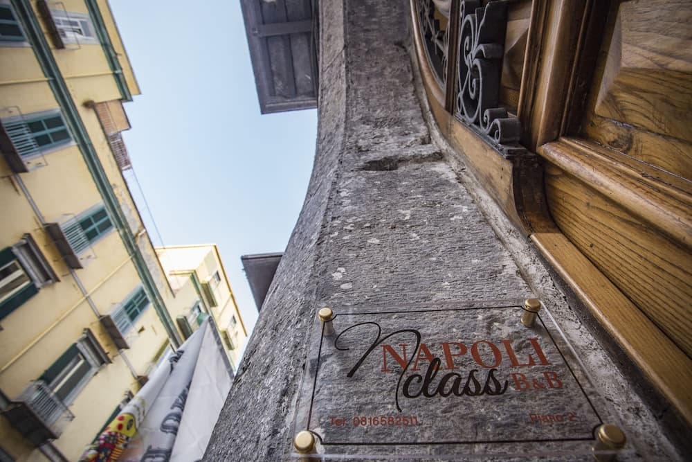 Napoli Class Luxury Rooms & Suites — photo 1 of 1