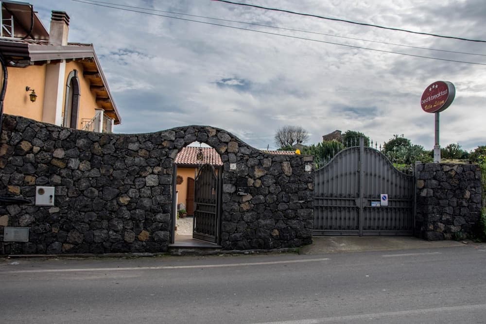 Villa Liliya — photo 1 of 1