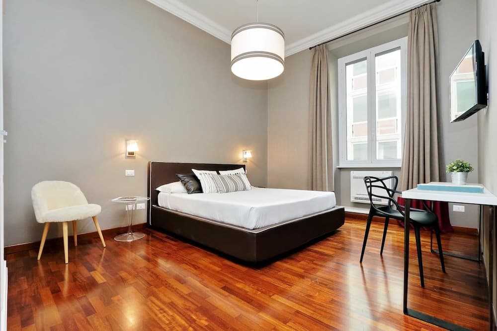Rm-h501-pale6d2 Monti Apartments - M8 — photo 1 of 1