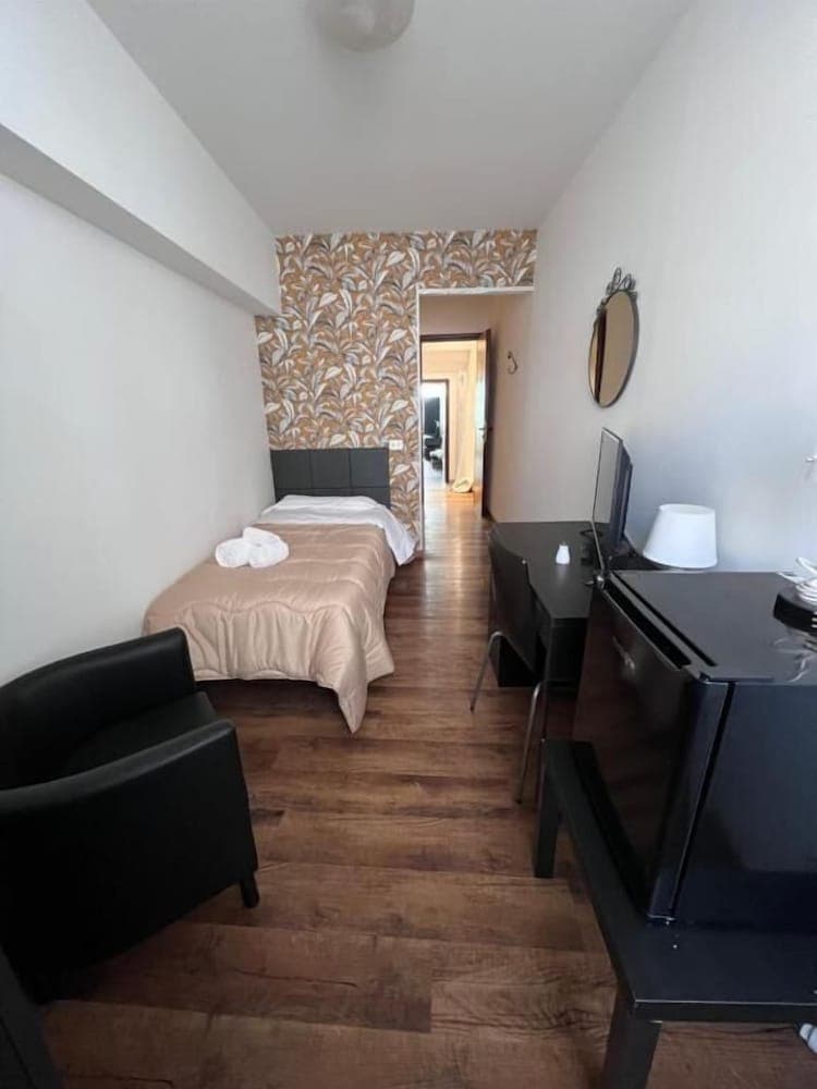 HOTEL BRENTA — photo 1 of 32