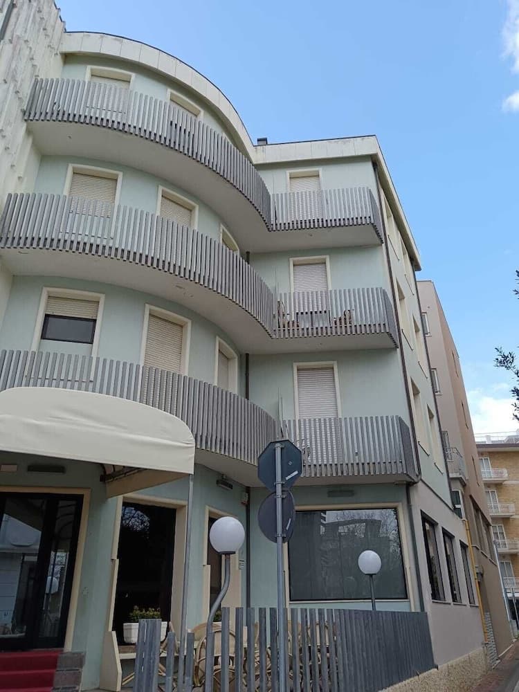 Hotel new arpa — photo 1 of 1