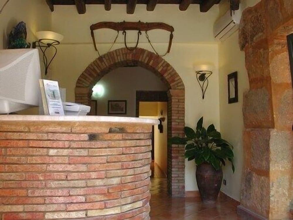 Hotel Bella Napoli — photo 1 of 1