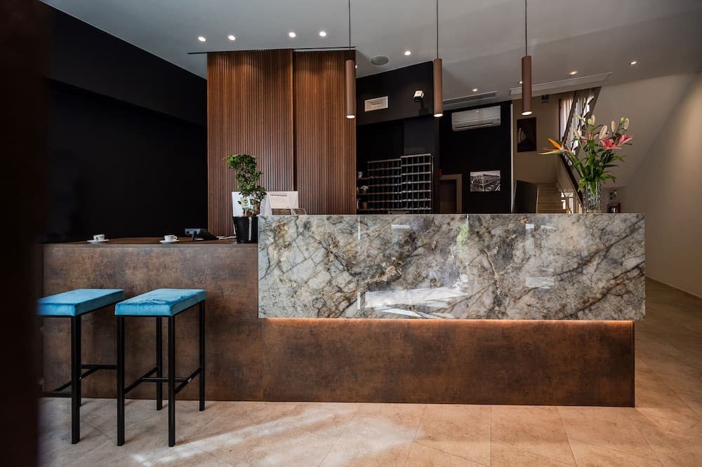 Astoria Deluxe Rooms,,Check in presso L’Hotel Astoria, Via Fratelli Rosselli 14 ,, — photo 1 of 1