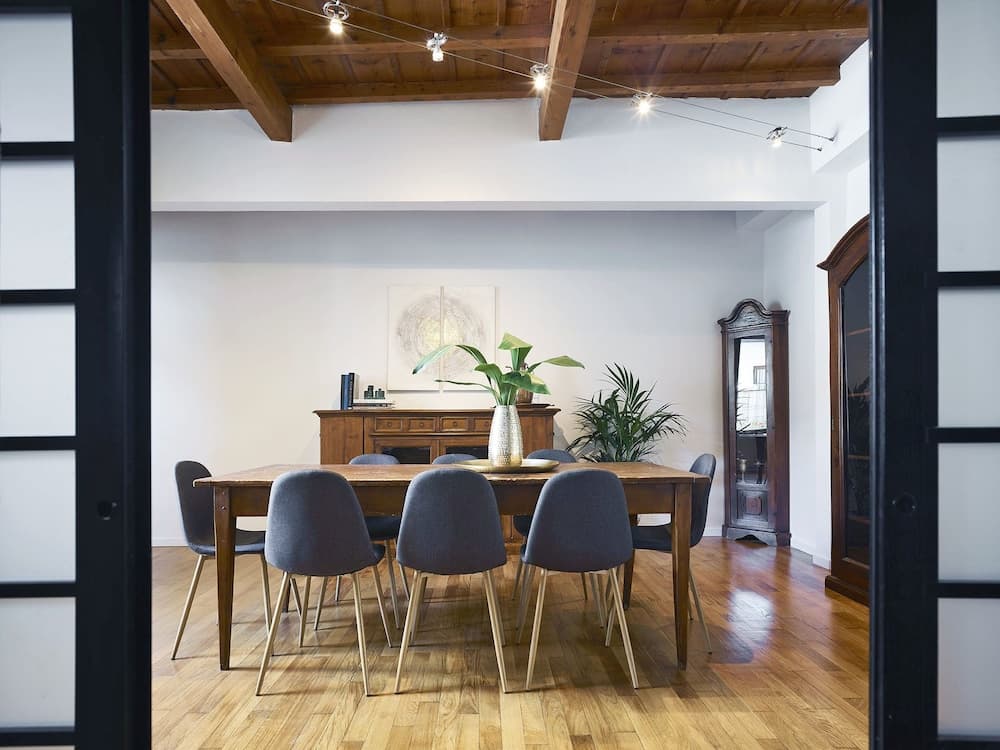 A Few Steps to The Duomo Majestic 5BD Apt — photo 1 of 1