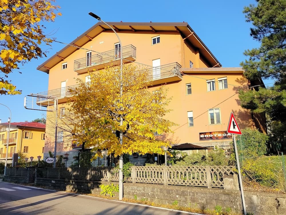 hotel Veles — photo 1 of 1