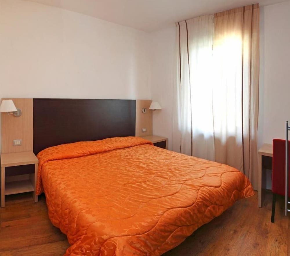 Hotel Garibaldi — photo 1 of 1