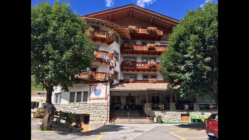Hotel Europa — photo 1 of 1