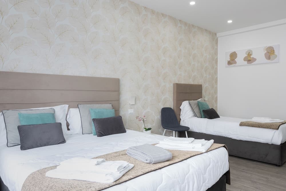 247 LuxuryRooms — photo 1 of 1
