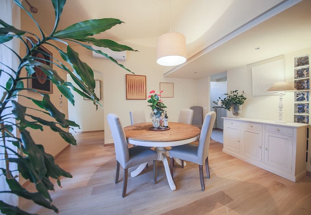 Alfani Luxury Loft — photo 1 of 1