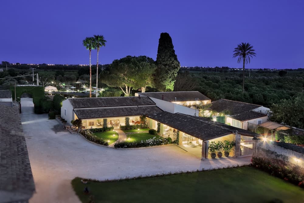 Donna Coraly Country Boutique Hotel — photo 1 of 1