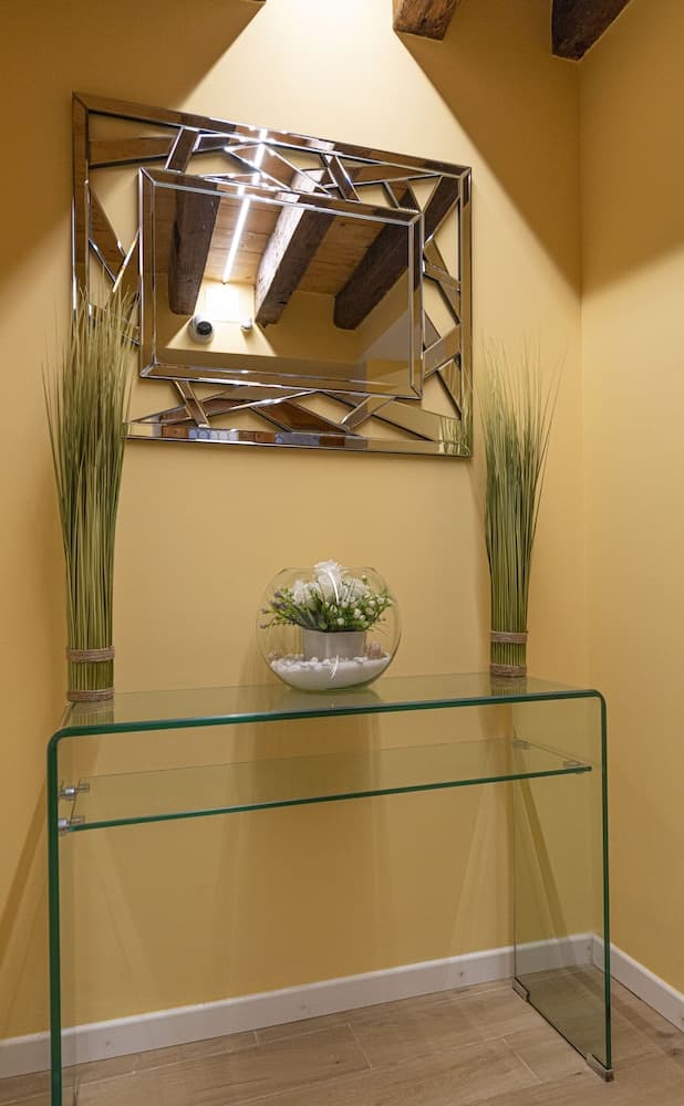 NINA'S  ACCOMMODATIONS IN VENICE CENTER — photo 1 of 1