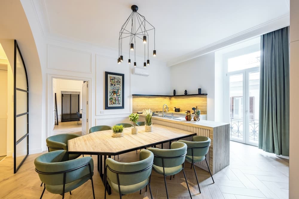 Chic Lifestyle Apartment — photo 1 of 1