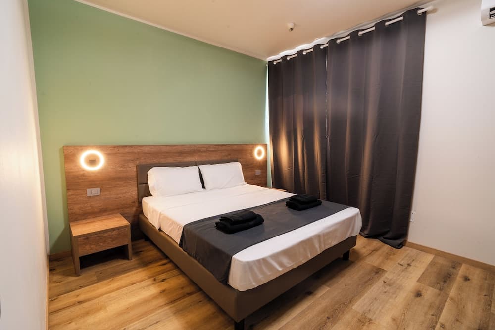 Elysium Self Check-In Rooms — photo 1 of 17