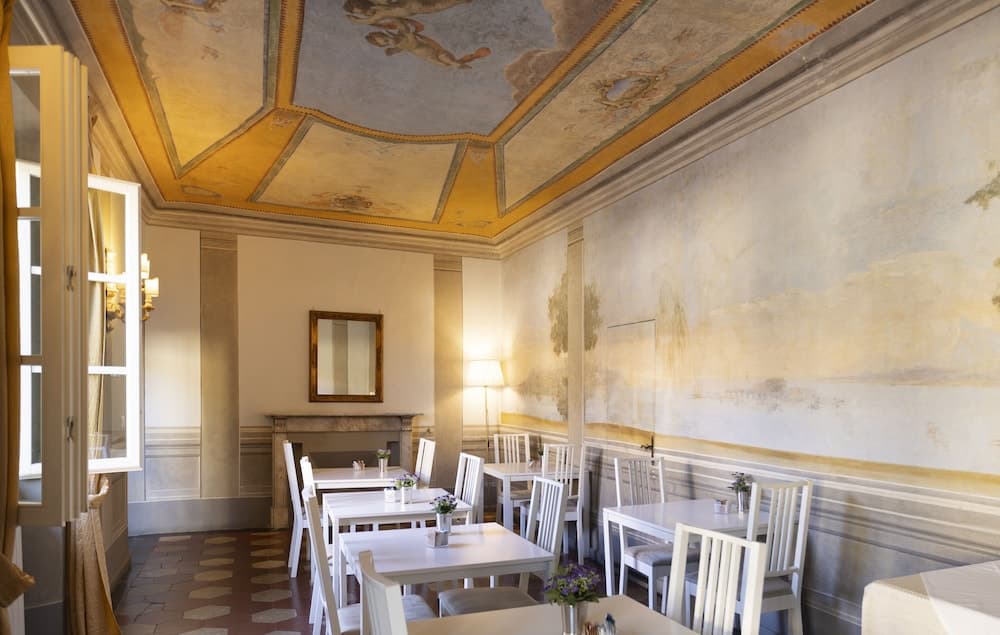 I Quattro Poeti — photo 1 of 36