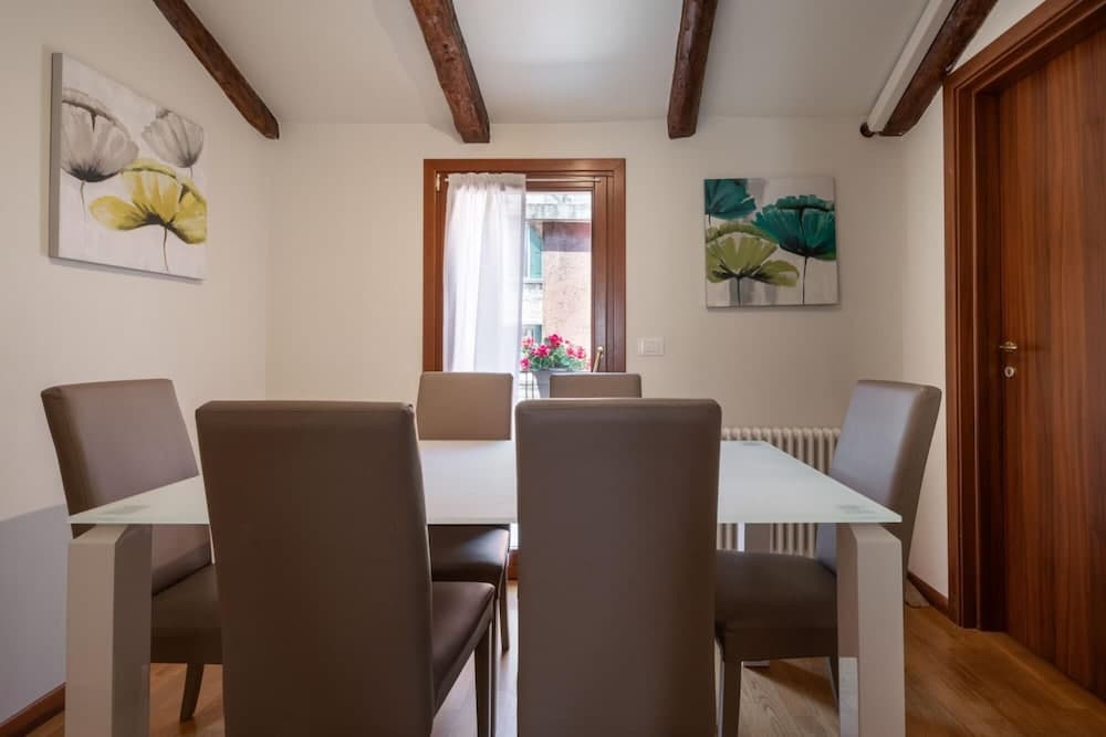 Herion Palace Apt 3 by Wonderful Italy — photo 1 of 1