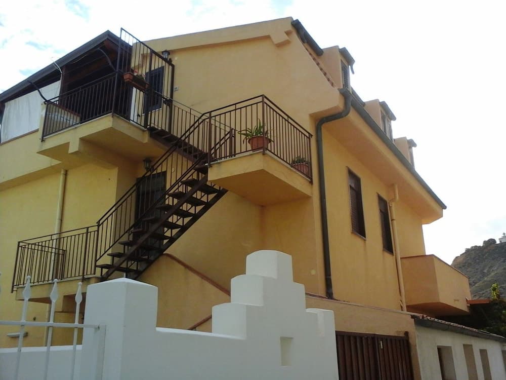 Apartment Direct to the Beach of Scala Dei Turchi — photo 1 of 1