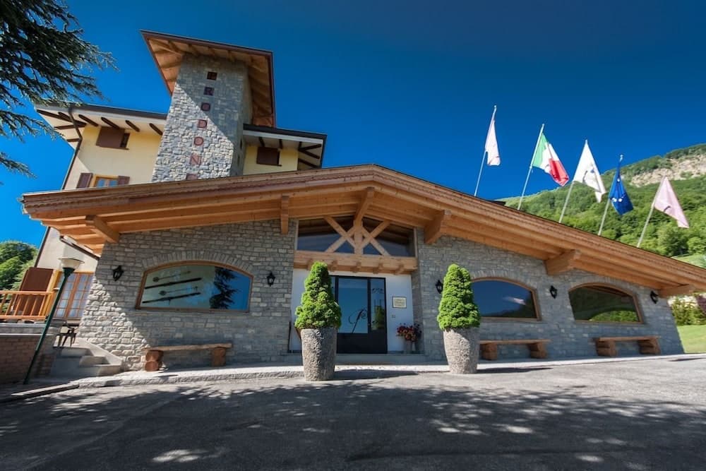 Sport Hotel Prodongo — photo 1 of 34