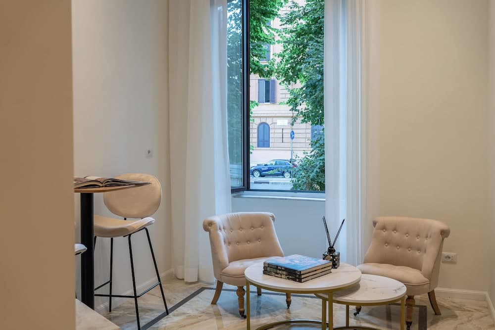 Romart luxury rooms — photo 1 of 1