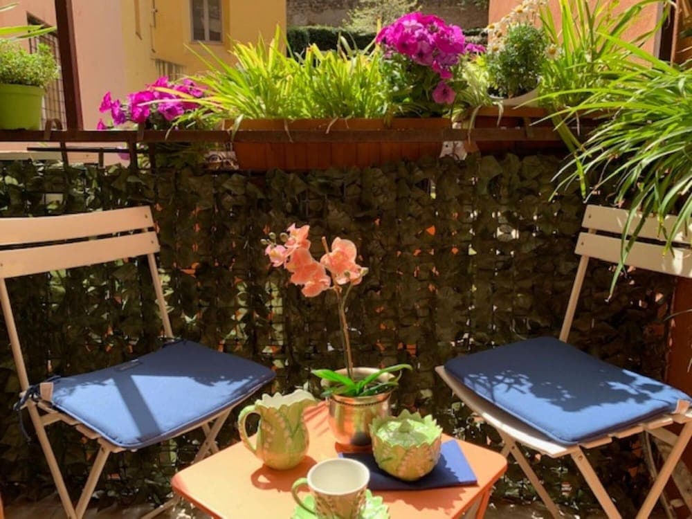 Colosseum 2BR Elegance and Charm — photo 1 of 1