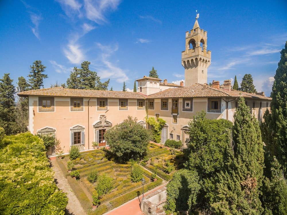 Castello di Montegufoni — photo 1 of 1