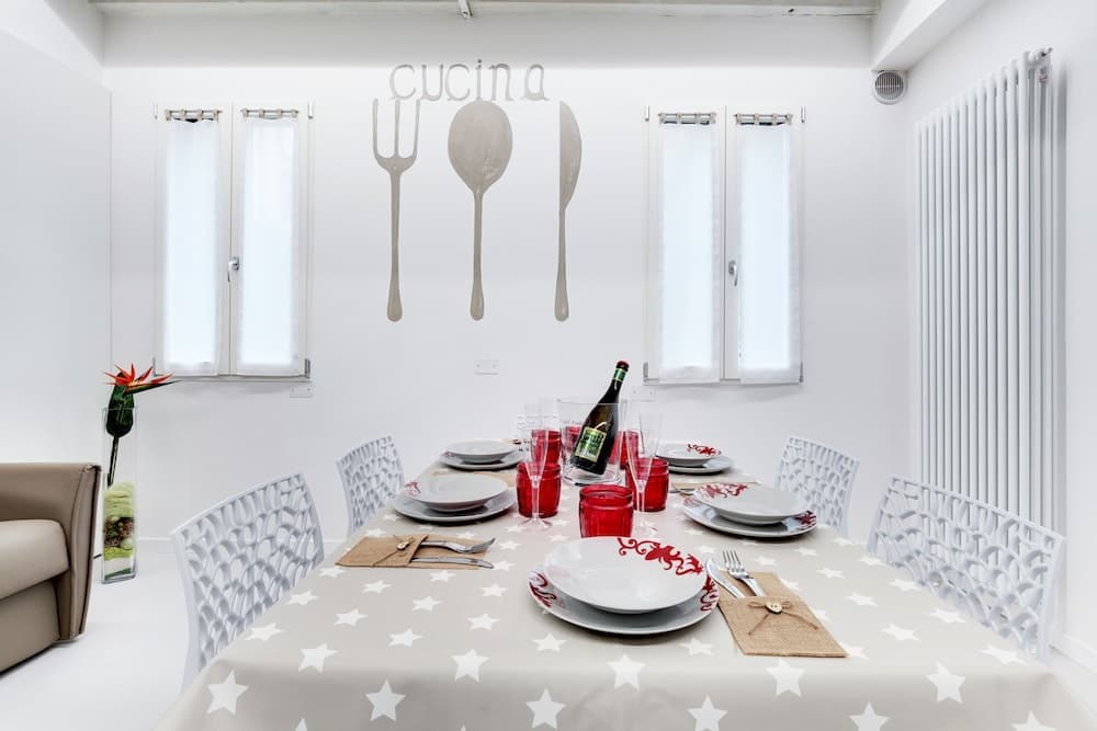 Bellini Design by Wonderful Italy — photo 1 of 1
