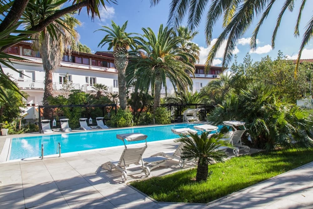 Hotel Barracuda — photo 1 of 1