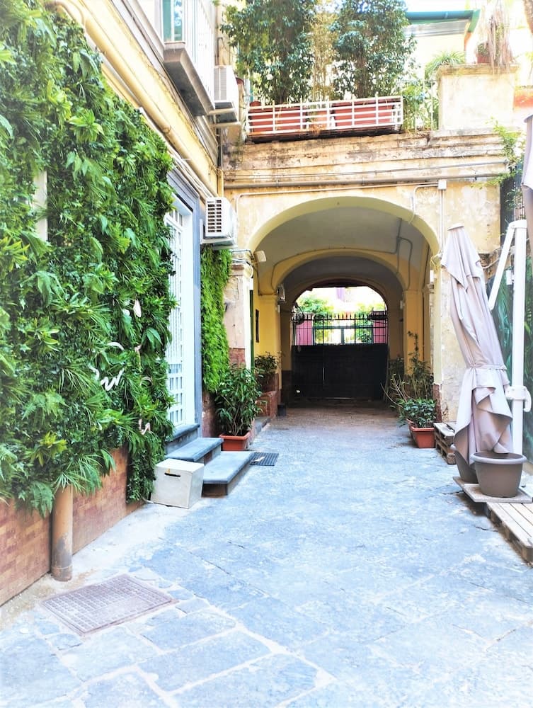 Residence Santa Teresa a Chiaia — photo 1 of 1