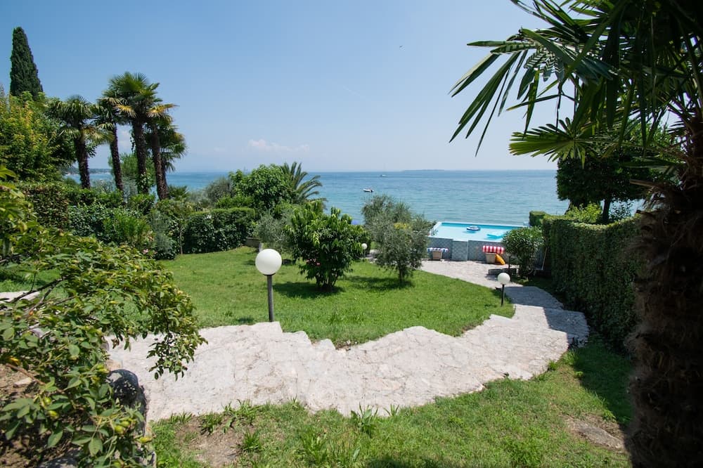 Villa Lydia — photo 1 of 47