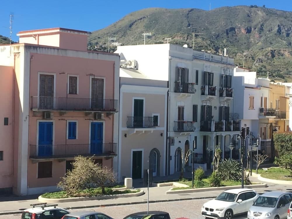 B&B ll Castello — photo 1 of 41