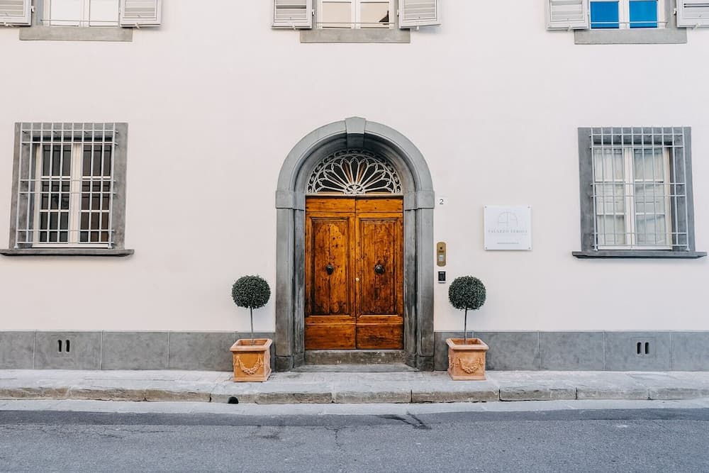 Palazzo Feroci — photo 1 of 60