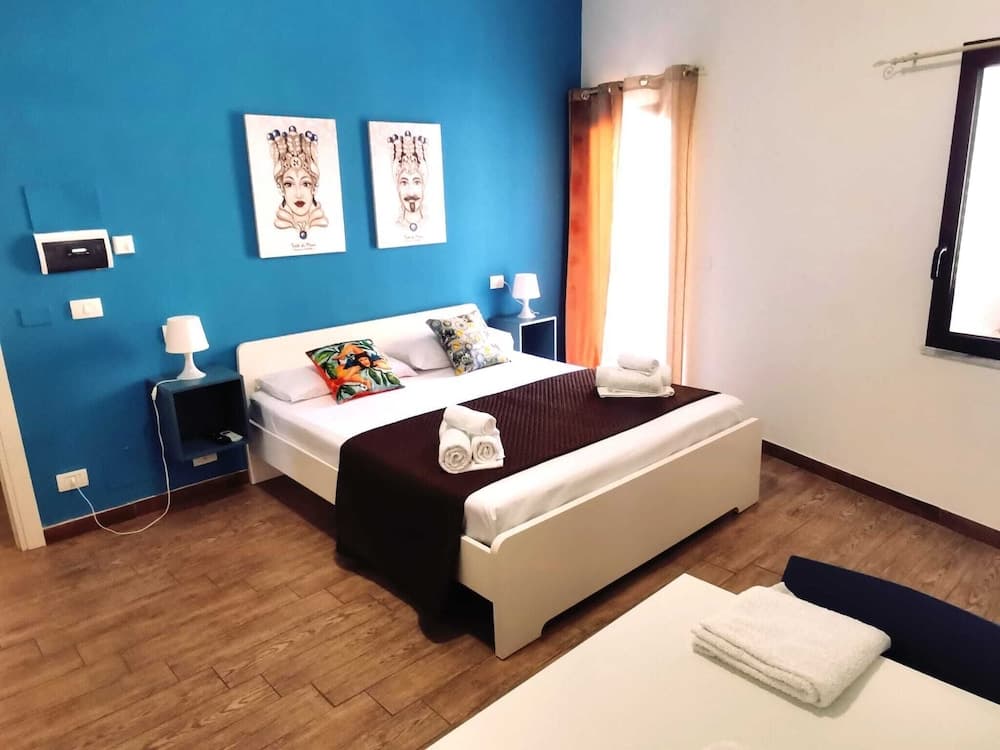 A Due Passi Dal Centro sweet rooms — photo 1 of 1