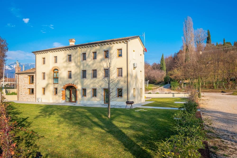 LA VIGNA DI SARAH — photo 1 of 50