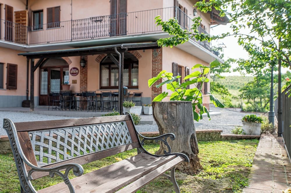 Agriturismo Bevione Davide — photo 1 of 210