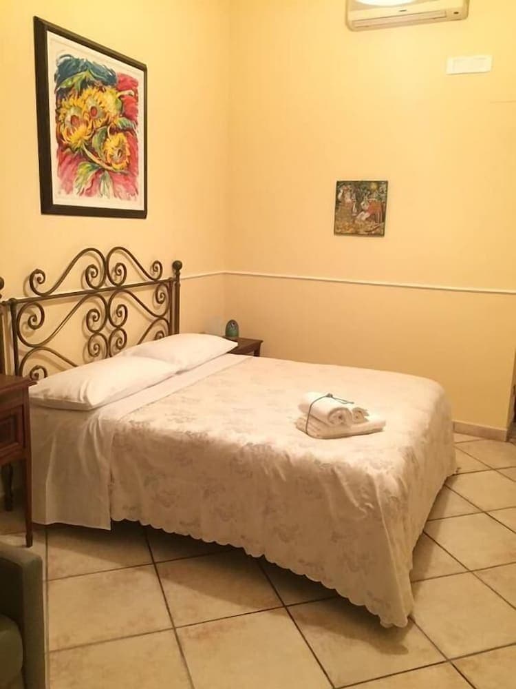 B&B Lumasa — photo 1 of 1