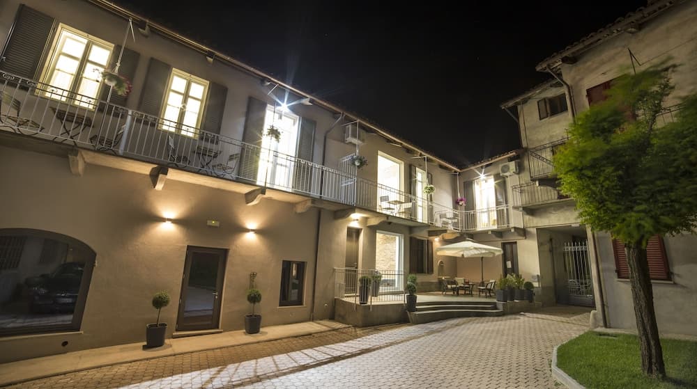 Casa Andrea — photo 1 of 37