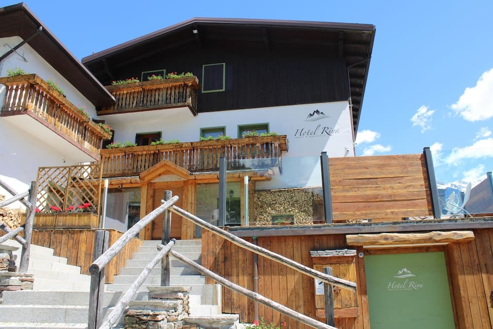 Hotel Riva Sport & Wellness — photo 1 of 81