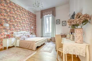 Andromeda Luxury Holiday Apartment in Colosseum