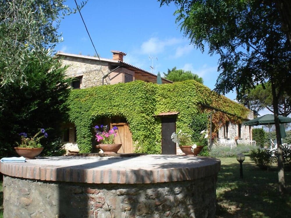Borgo Valmarina — photo 1 of 1