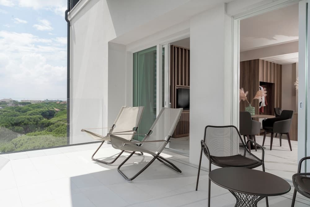 Bolina Suite Hotel — photo 1 of 1