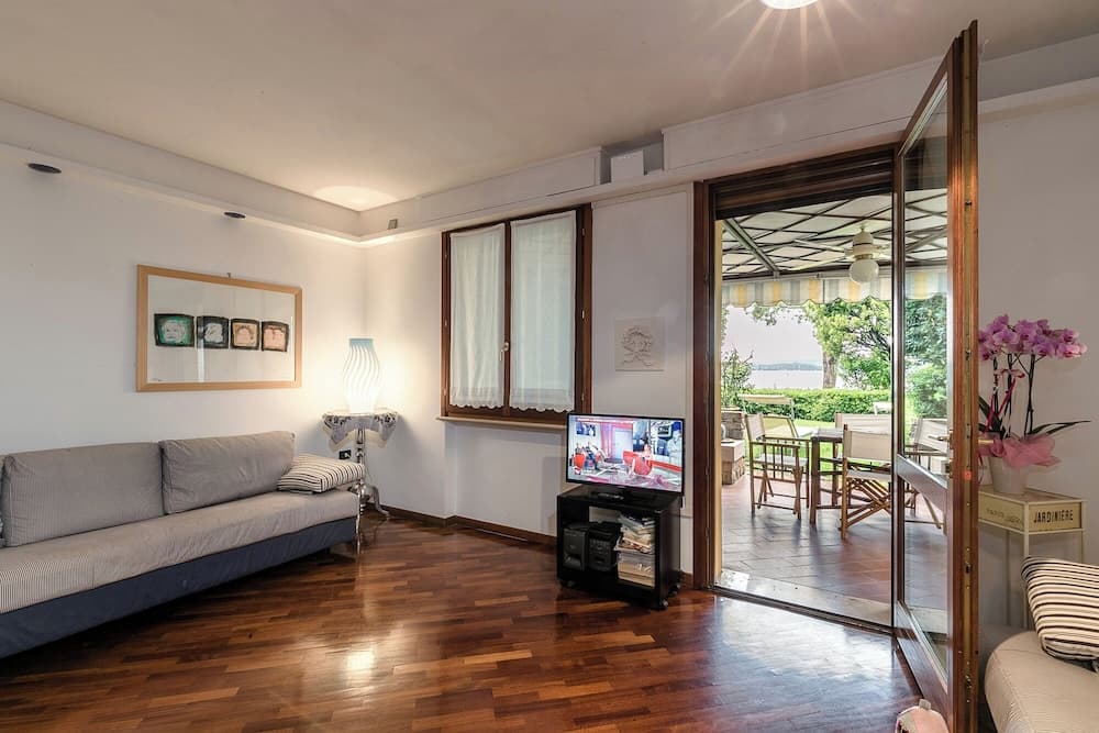 Sirmio Apartments  Primavera Stay — photo 1 of 1