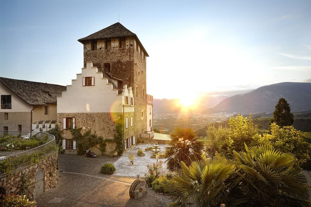 Schloss Hotel Korb — photo 1 of 1