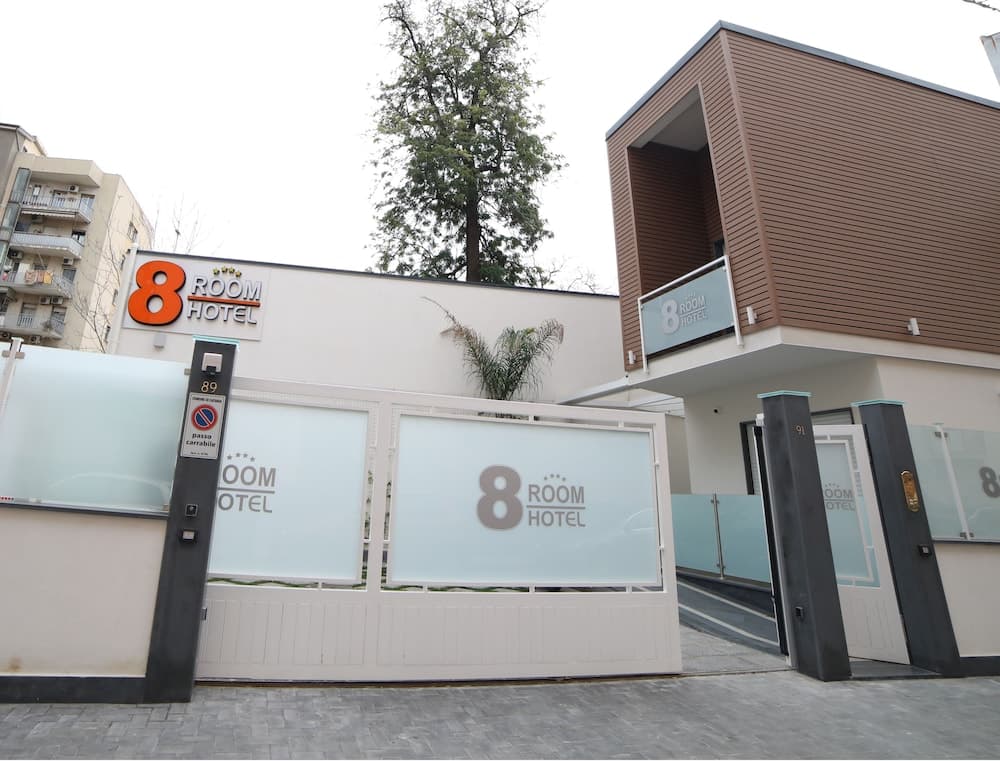 8 Room Hotel — photo 1 of 1