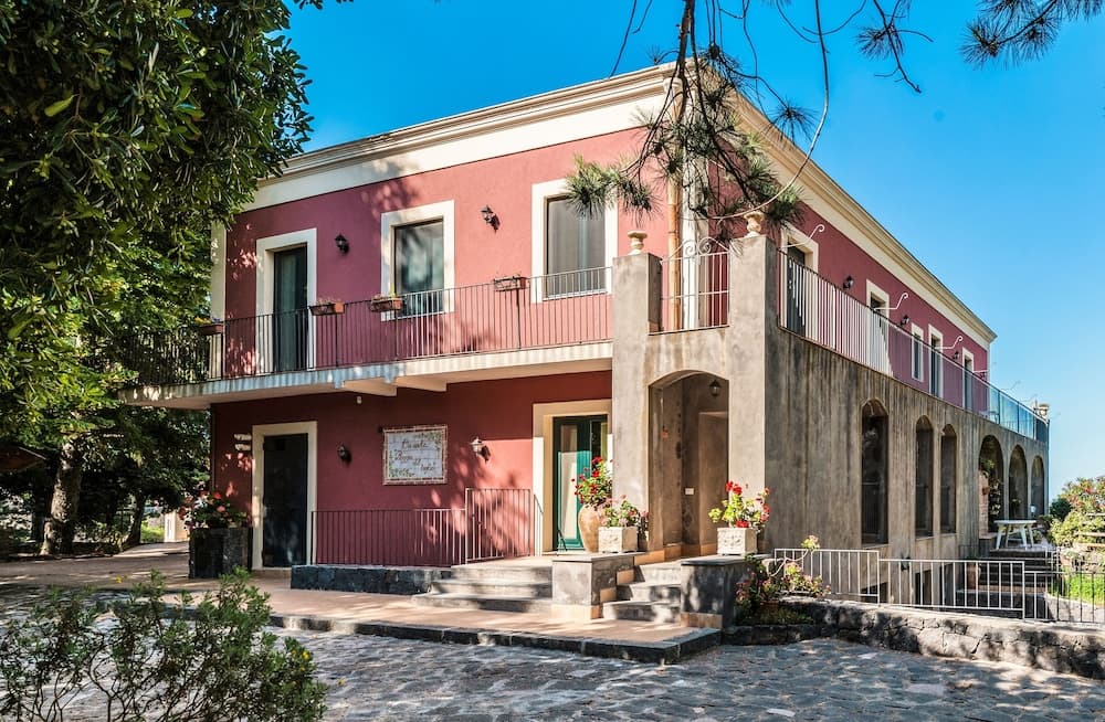Casale Poggio del Tiglio — photo 1 of 1