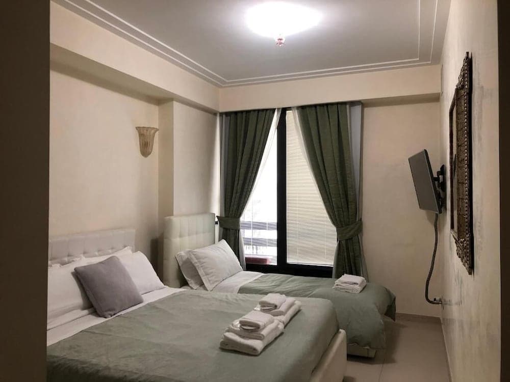 VISCONTI APARTMENT — photo 1 of 1
