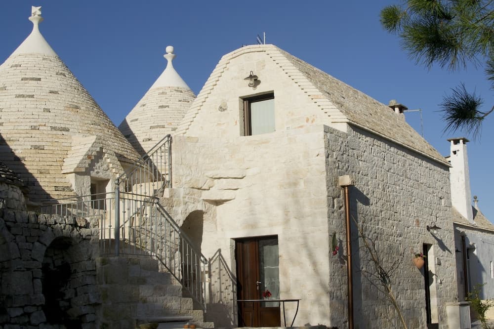 Trulli Donna Isabella — photo 1 of 1