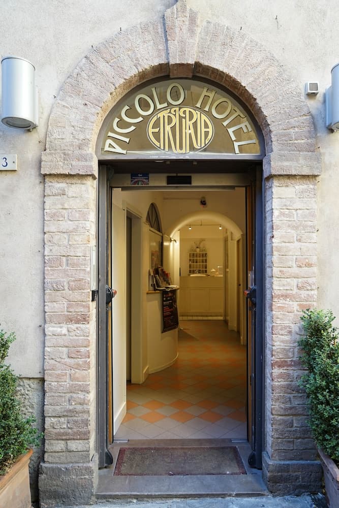 Piccolo Hotel Etruria — photo 1 of 56