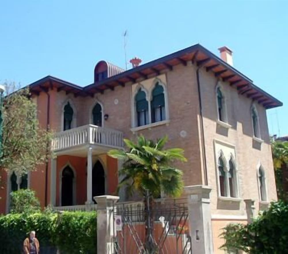 Villa Berghinz — photo 1 of 1