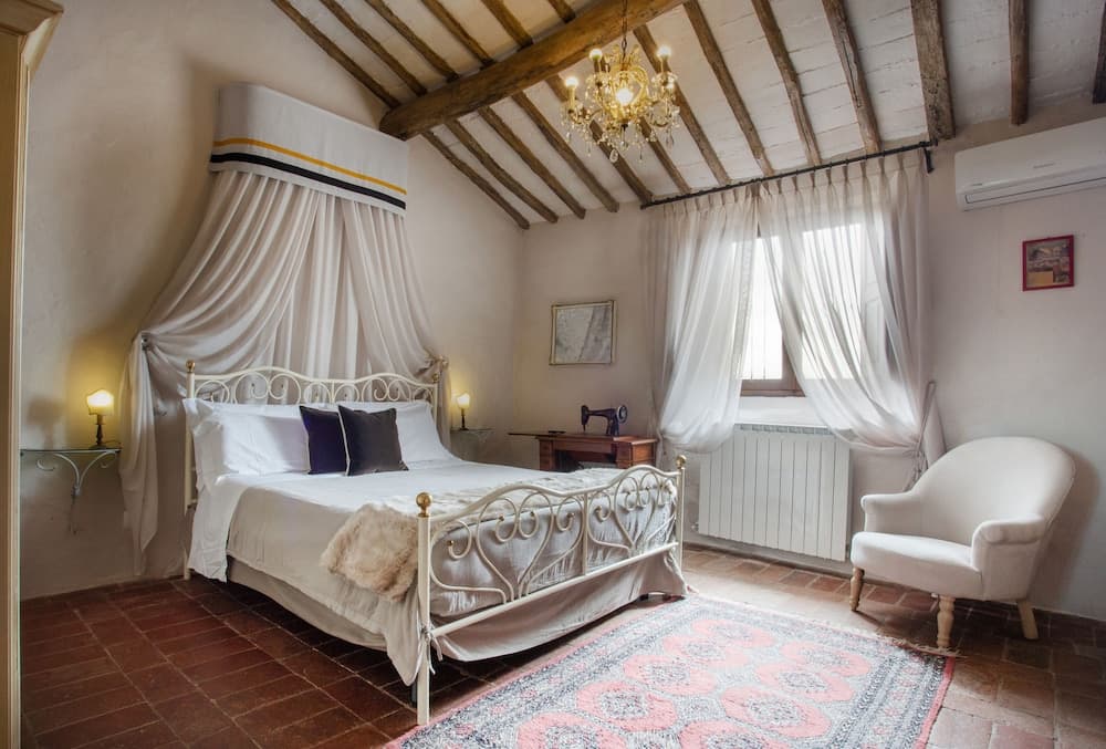 Castello di Tornano Wine Resort — photo 1 of 1