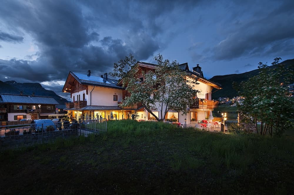 Hotel Steinbock — photo 1 of 1
