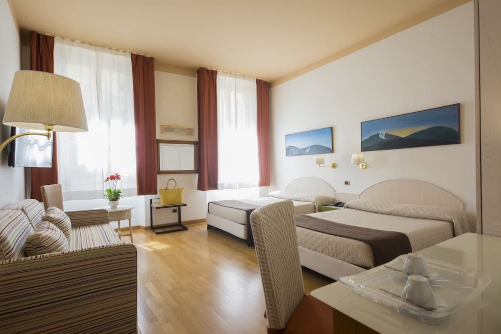 Piazza Paradiso Accomodation — photo 1 of 1